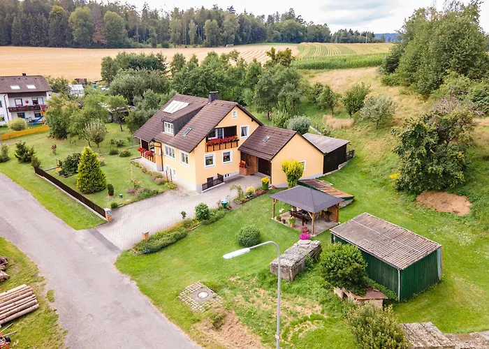 Ferienwohnung Baecher